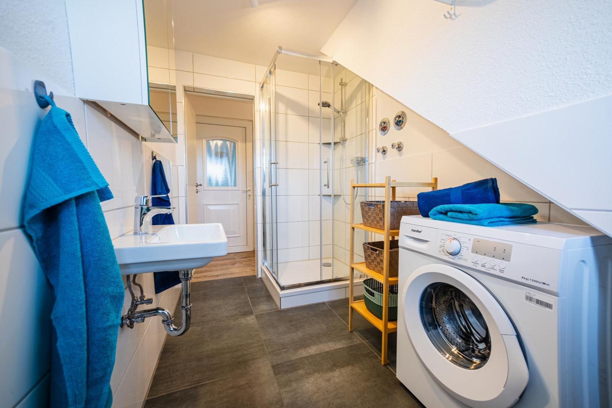 Zentrale Wohlfuehlwohnung - Ideal Fuer Ihren Urlaub Oder Die Geschaeftsreise Magdeburg Exterior photo