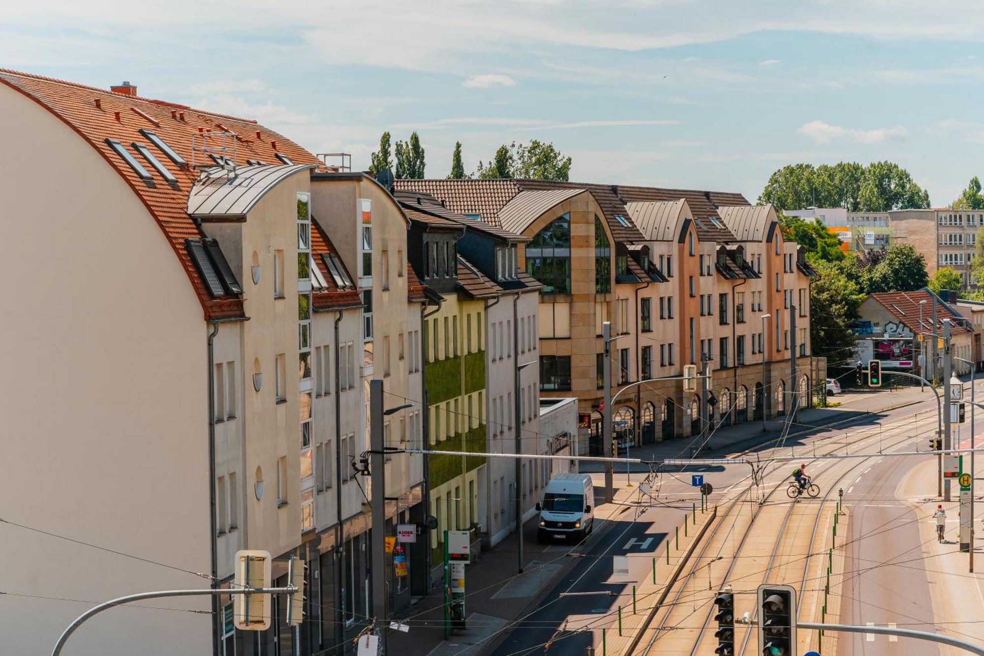 Zentrale Wohlfuehlwohnung - Ideal Fuer Ihren Urlaub Oder Die Geschaeftsreise Magdeburg Exterior photo